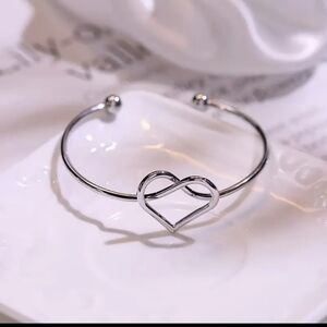 🦋 Love Heart Stainless steel silver plated bangle